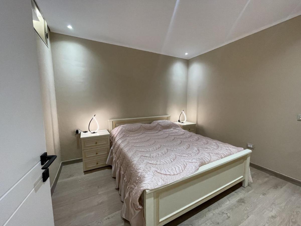 City Center Apartment 1 Tirana Buitenkant foto