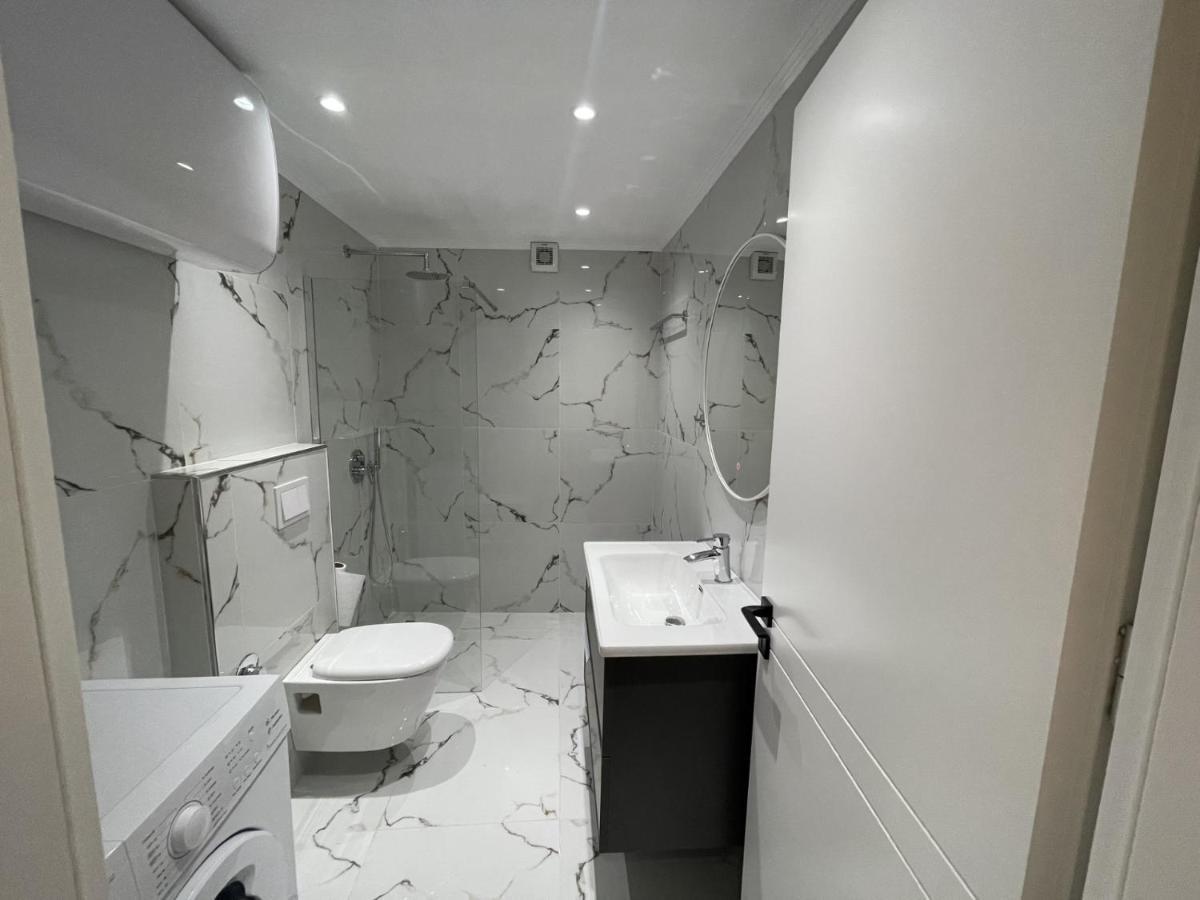 City Center Apartment 1 Tirana Buitenkant foto